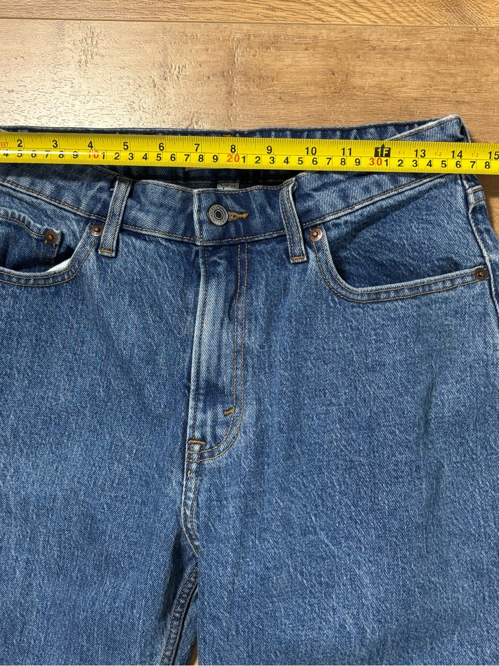 Abercrombie & Fitch Curve Love High Rise 90s Relaxed Jeans 28 Short Blue Denim - Picture 8 of 13